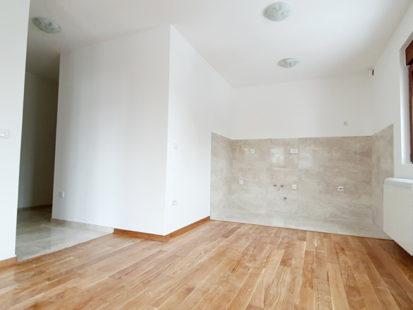 Zlatibor 4 stan 40 m2